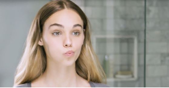 10 Glowing Face Yoga Moves for a Defined Jawline